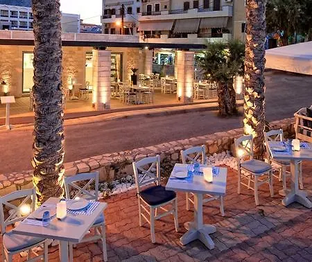 Palace Готель 5*