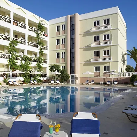 Palace Готель 5*