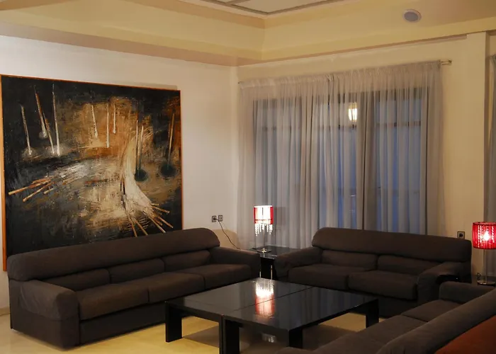 Отель Palace 5*